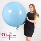 ніжна блакитна куля-гігант з бантом з атласної стрічки